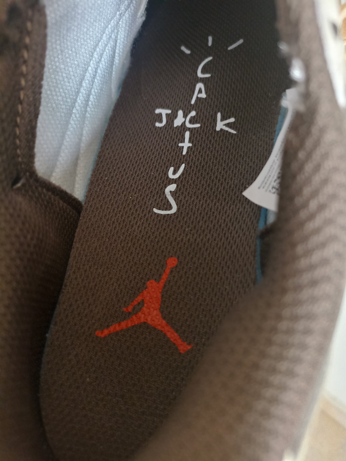 Air Jordan 1 Low OG x Travis Scott "Reverse Mocha