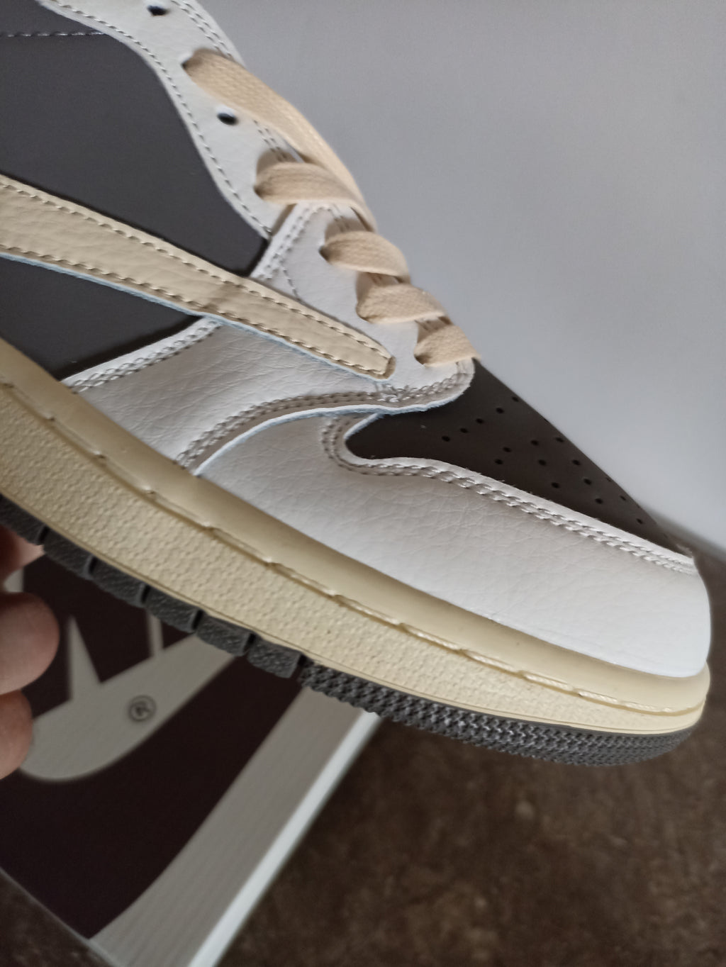 Air Jordan 1 Low OG x Travis Scott "Reverse Mocha