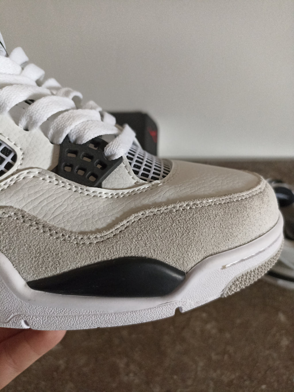 Air Jordan 4 Retro "Military Black